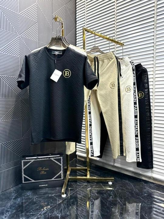 Balmain Paris Beige Imported Embossed Print Premium Track Suit Brand Carry Bag Packing F3647-BE | Premium Clothing - Image 4