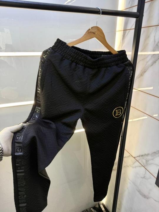 Balmain Paris Black Imported Embossed Print Premium Track Suit Brand Carry Bag Packing F3647-BL | Premium Clothing - Image 11