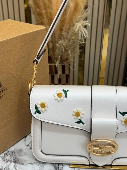 Coach Giorgie Shoulder Bag With Double Box And Dust Bag (Flower-White) | Premium Accessories - Image 3