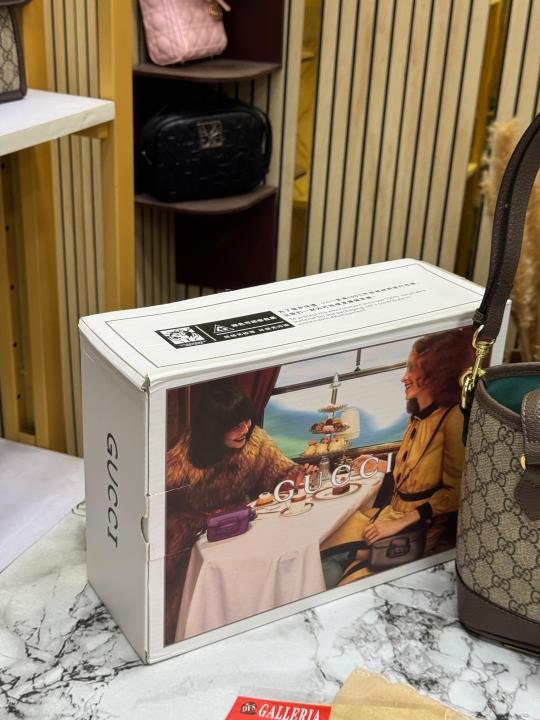Gucci GG Supreme Tote Bag With Double Og Box And Dust Bag - Image 7
