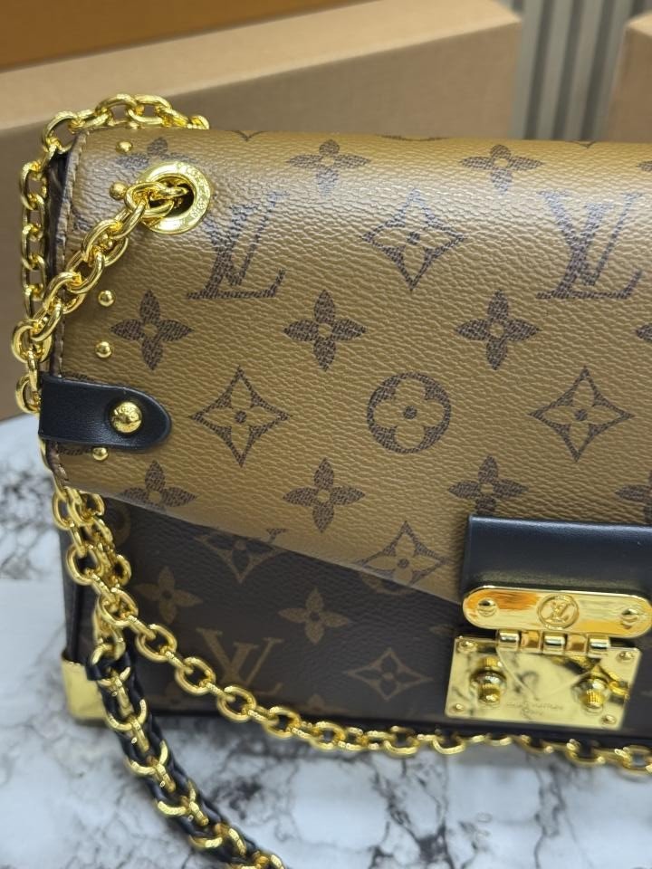 Louis Vuitton Pochette Metis Monogram Chain Shoulder Bag (Flower) | Premium Accessories - Image 5