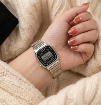 Casio Women's Vintage LA670 Silver Black Watch for Men - Best Price Online - Bootery