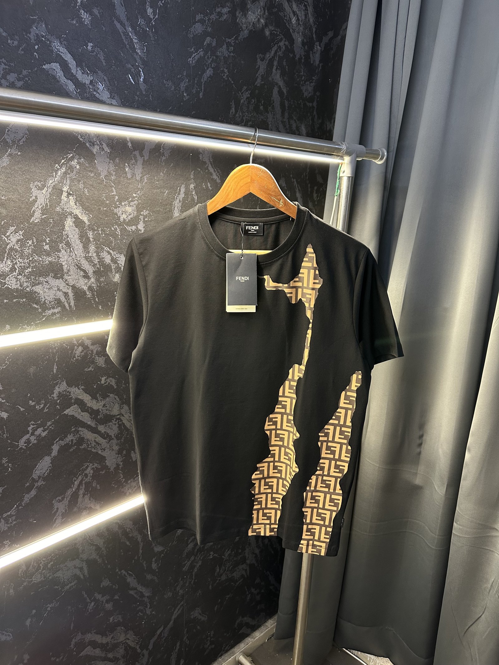 Fendi FEND I PREMIUM ROUND NECK TSHIRT BLACK