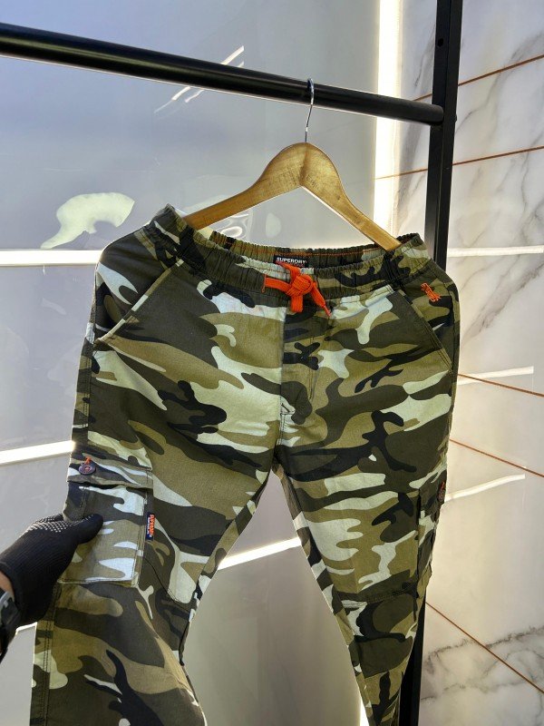 Superdry Premium Forest-Green A5 Cargo F173 - Image 3