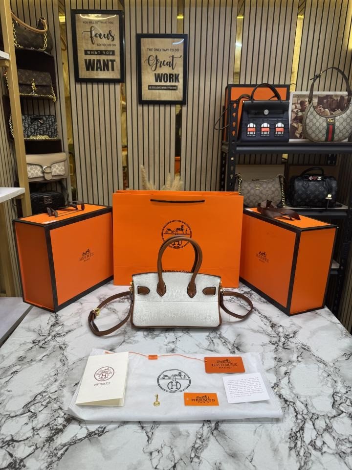 Hermes Togo Horseshoe Birkin Handbag With OG Box And Dust Bag With Carry Bag - Best Price Online - Style 1 - Bootery - Image 2