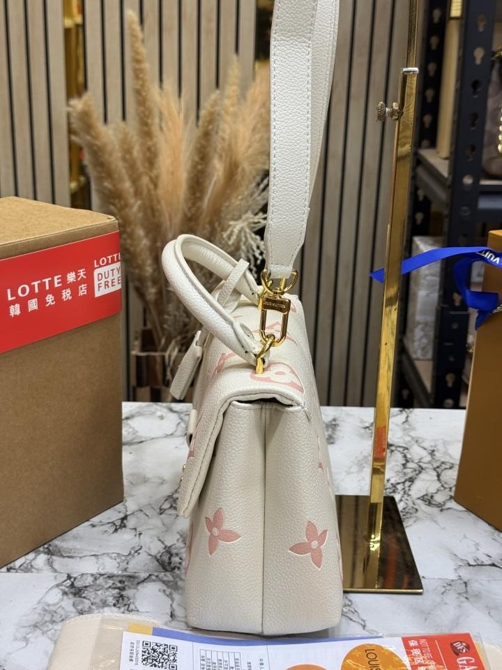 Louis Vuitton Madeleine BB Luxury Handbag With OG Double Box Packing Premium Quality Product Price in India - Style 1 - Buy at Bootery - Image 4