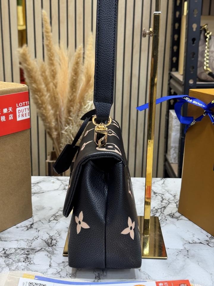 Louis Vuitton Madeleine BB Luxury Handbag With OG Double Box Packing Premium Quality Product - Best Price Online - Style 2 - Bootery - Image 3