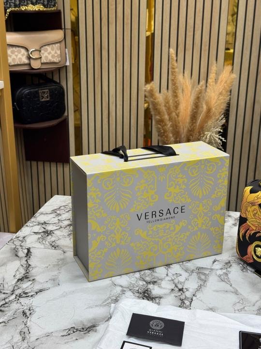 Versace Baroque Chain Shoulder Bag With Box And Dust Bag Price in India - Style 3 - Buy at Bootery - Image 6