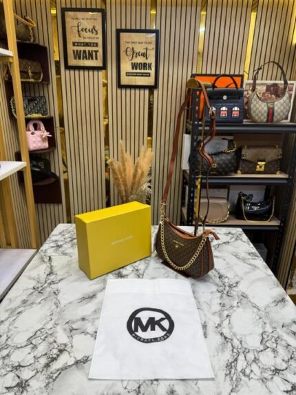 Michael Kors Charm Shoulder Bag With Box And Dust Bag - Best Price Online - Style 1 - Bootery