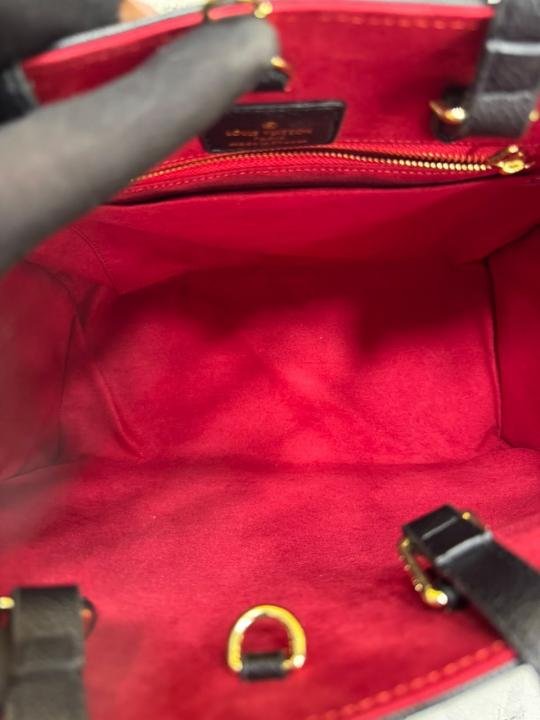 Louis Vuitton Onthego Mm Tote Bag With Dust Bag Price in India - Buy at Bootery - Image 6