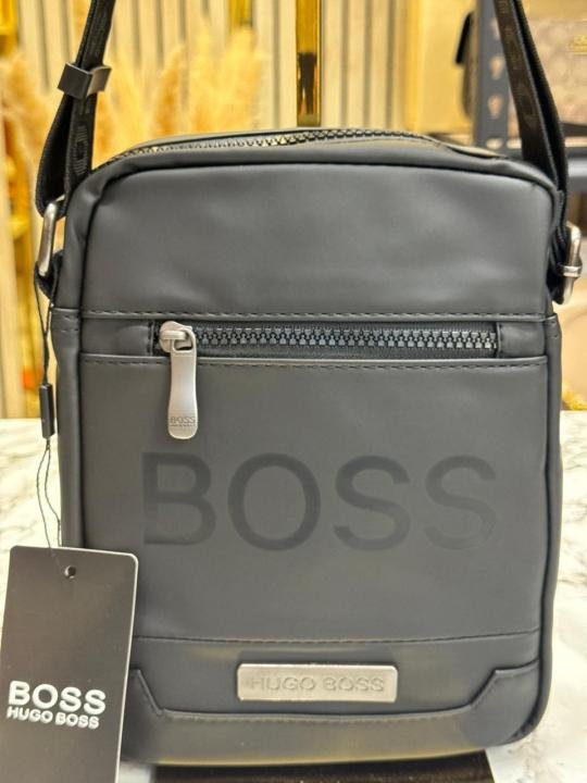 Hugo Boss Mini Crossbody Sling Bag Black Logo Price in India - Buy at Bootery - Image 3