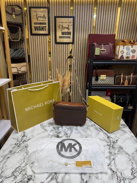 Michael Kors Maeve Shoulder Bag With Box And Dust Bag Including Carry Bag - Best Price Online - Style 3 - Bootery - Image 3
