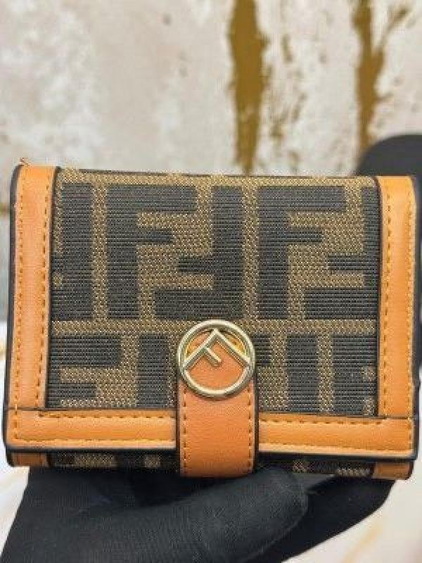 Fendi Zucca Print Premium Tri-fold Wallet - Image 4