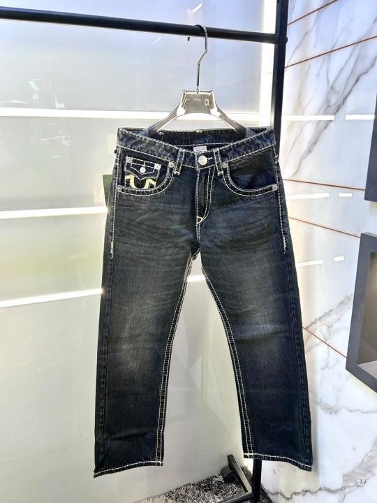 True Religion Super Premium Denim Jeans With Brand Box & Carry Bag - Image 3