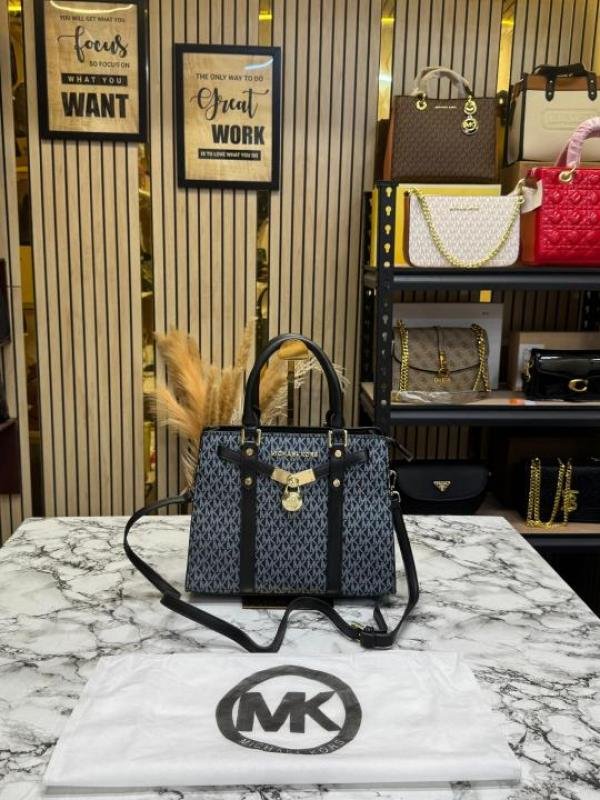 Hamilton Michael Kors Hamilton Premium Quality Handbag With Dust Bag - Best Price Online - Bootery