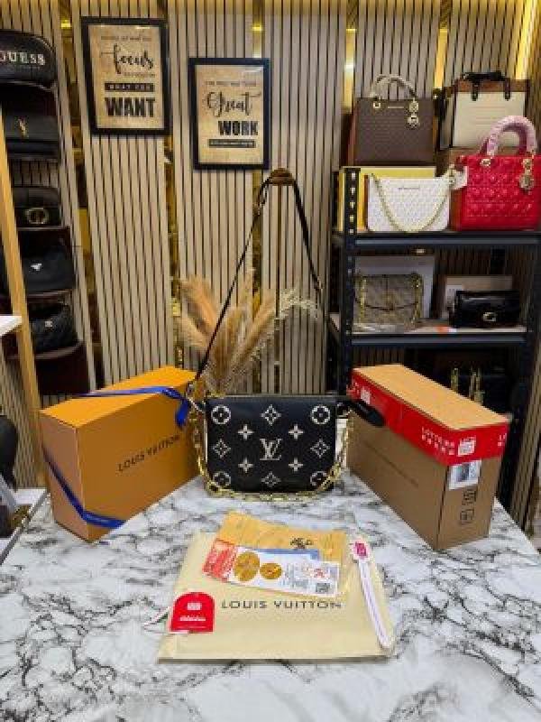 Louis Vuitton Monogram Canvas Coussin BB With Double Og Box And Dust Bag - Image 5