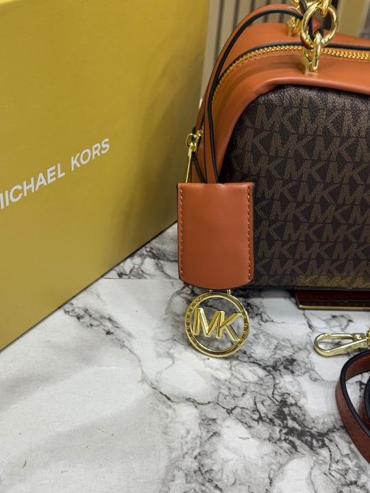 Michael Kors Michael Kor S Jet Set Medium Camera Crossbody Bag With Box And Dust Bag Including Carry Bag - Image 4