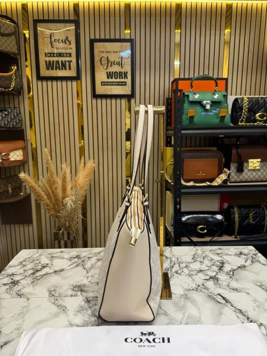 Coach City Signature Canvas Tote Bag With Dust Bag - Image 3