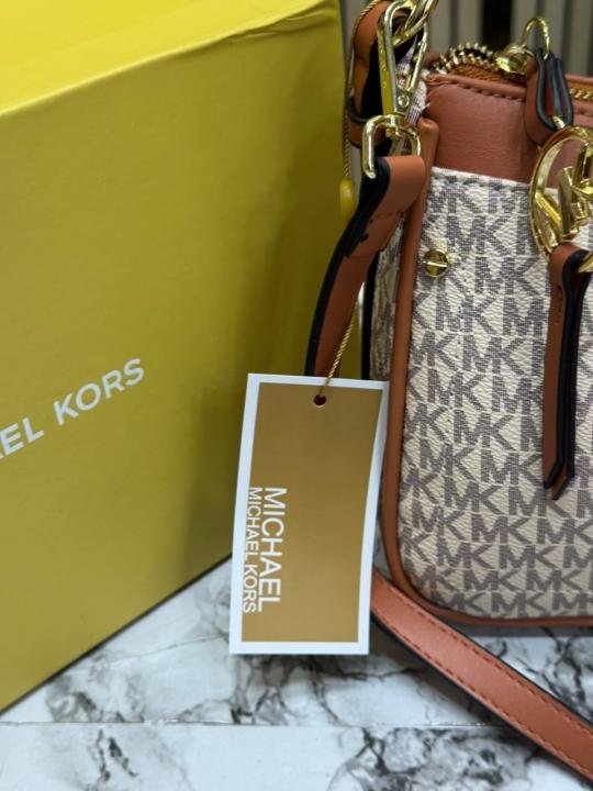 Michael Kors Michael Kor S Jet Set Logo Crossbody Shoulder Bag With Box And Dust Bag - Image 14