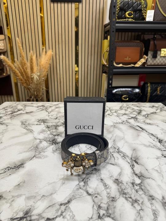 Gucci Queen Bee Buckle GG Monogram Leather Belt - Image 6