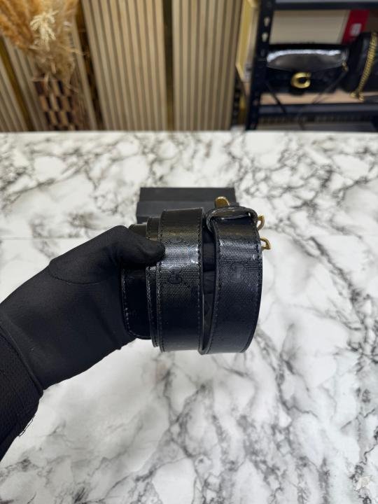 Gucci Queen Bee Buckle Monogram Leather Belt - Image 4