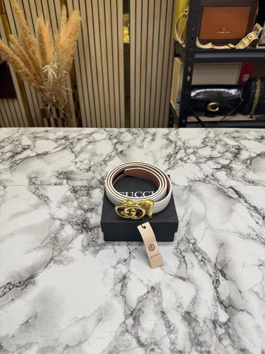 Gucci Double G Leather Belt With Gold Buckle