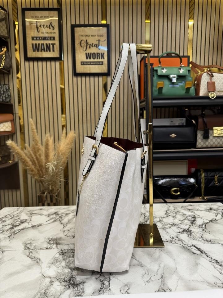 Coach Mollie Tote Bag With Dust Bag - Image 3