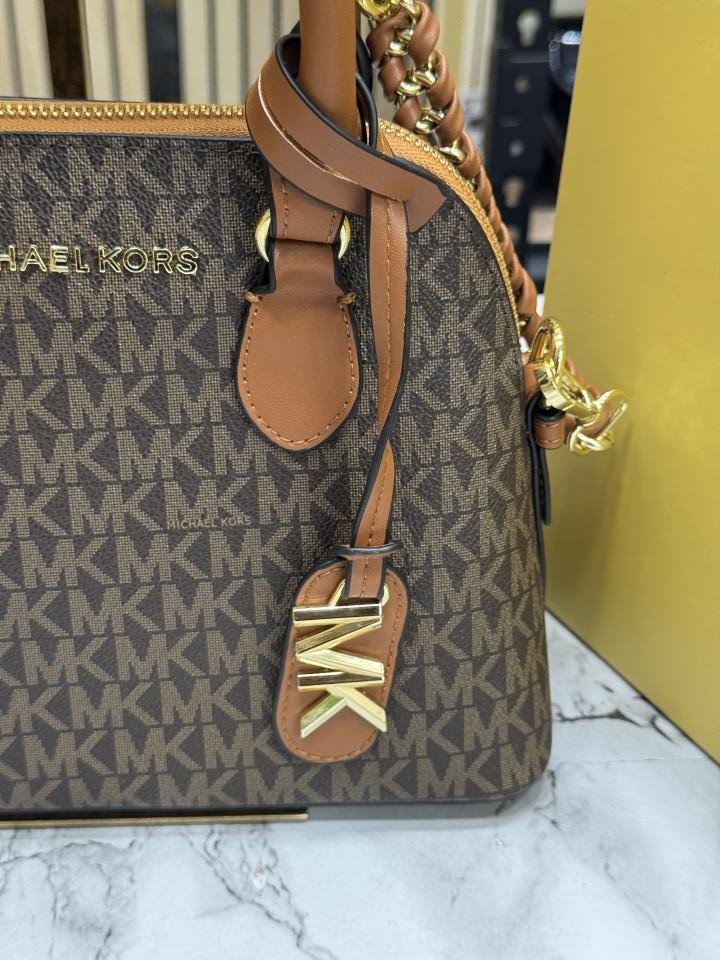 Michael Kors Michae L Korsveronica Medium Dome Logo Shoulder Bag With Box And Dust Bag - Image 5