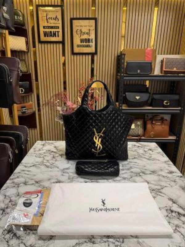 Saint Laurent Yves Sain T Laurent YSL Maxi Tote Bag With Matching Wallet Includes Dust Bag