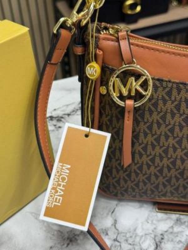 Michael Kors Michae L Kors Jet Set Logo Shoulder Bag With Box And Dust Bag - Image 6