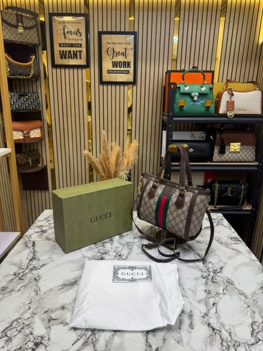 Gucci Ophidia GG Supreme Medium Tote Bag With Box And Dust Bag - Image 14