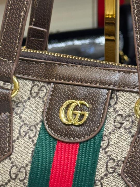 Gucci Ophidia GG Supreme Medium Tote Bag With Box And Dust Bag - Image 8
