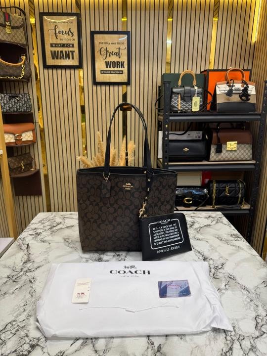Coach City Tote Signature Canvas Tote Bag Including Pouch And Dust Bag