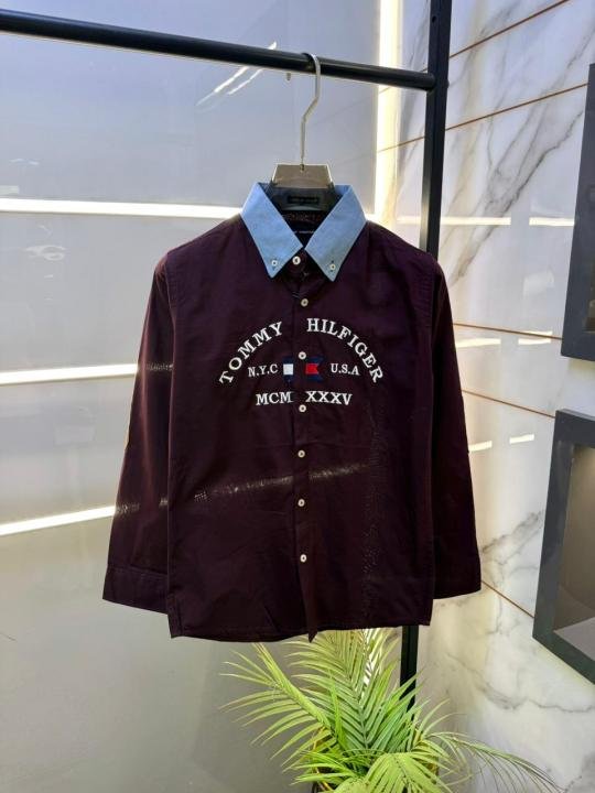 Tommy Hilfiger Tommy Hilfiger Wine Embroidery Print Premium Oxford Lycra Shirts F3194-wi