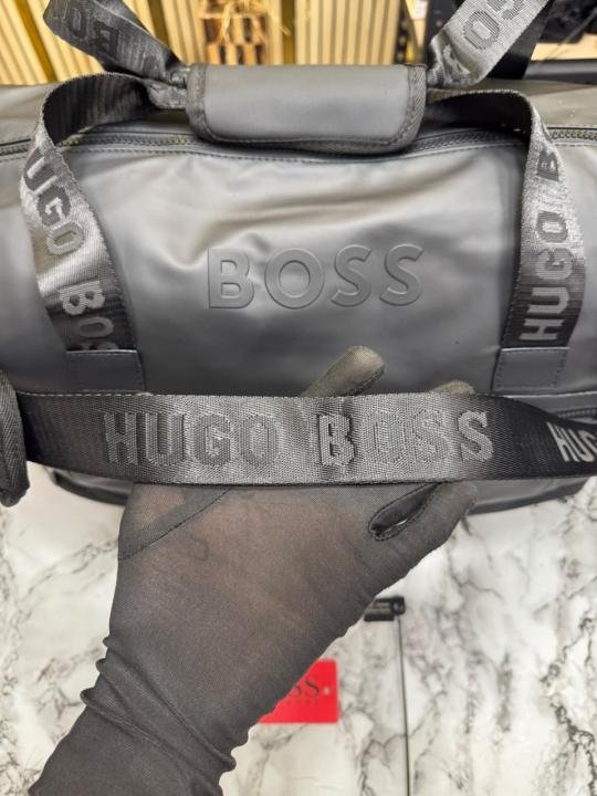 Boss Hugo Bos S Premium Quality Carry-on Travel Duffle Bag - Image 13