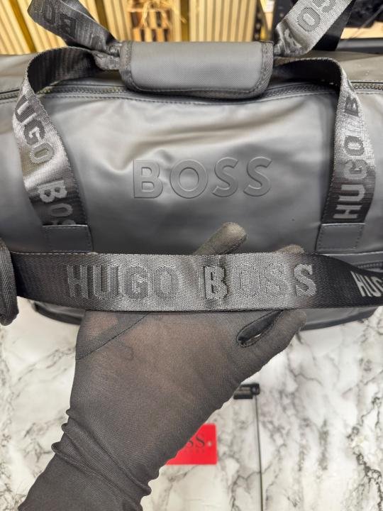 Boss Hugo Bos S Premium Quality Carry-on Travel Duffle Bag - Image 7