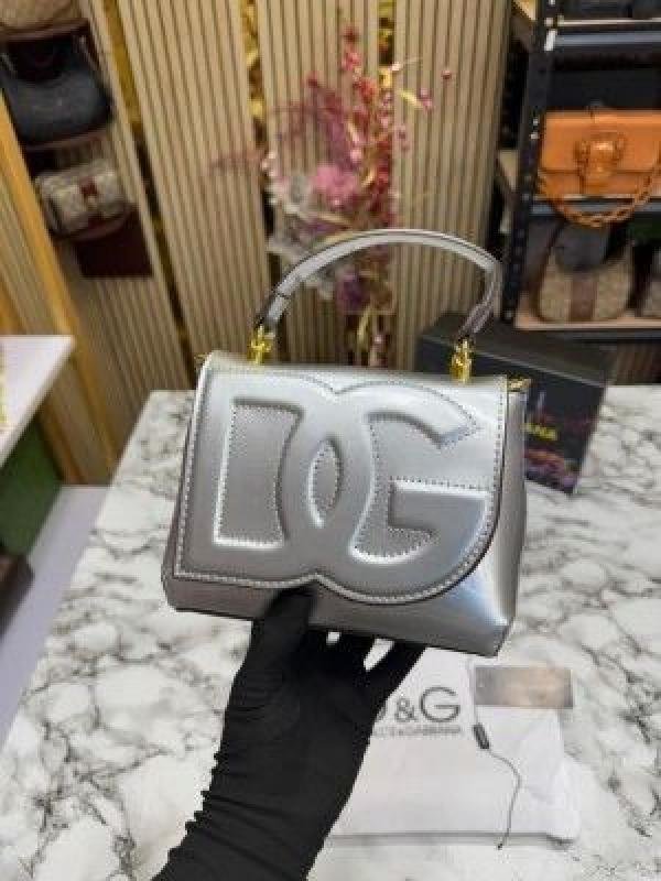 Dolce & Gabbana Dolce & Gabbana Lacquered Bag Mini DG Logo - Image 4