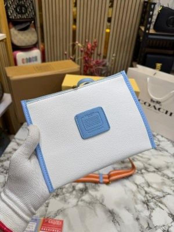 Michael Kors Michae L Kors Field Tote Bag Two Tone In Colorblock Signature With Double Og Box And Dustbag Including Carrybag - Image 8