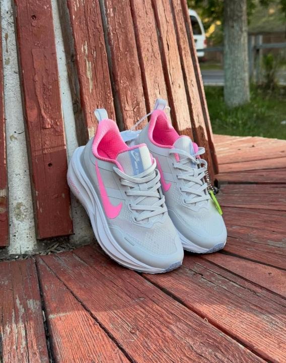 Buy Nike Zoom X Running Grey Pink smiley Shoes Online in India - Bootery - Image 4
