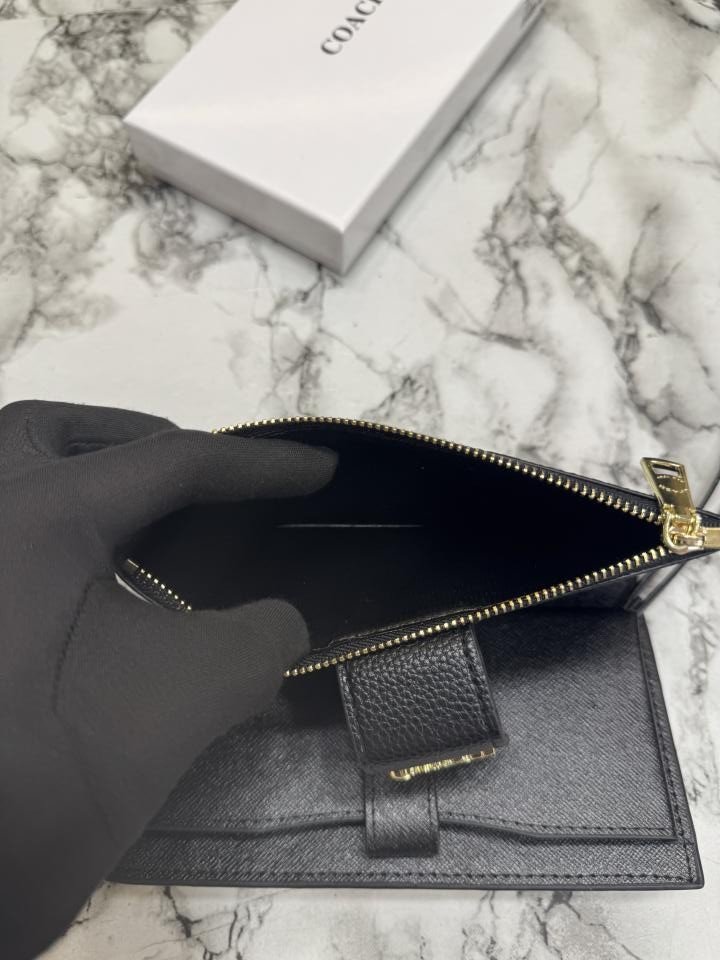 Coach PREMIUM TWO FOLD WALLET WITH BOX - Image 3