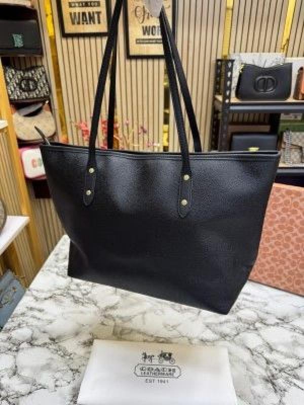 Coach TOTE SLING WITH DAMAGE BOX AND DUST BAG - Image 4