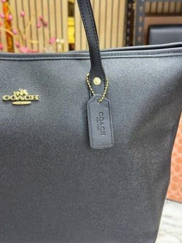 Coach TOTE SLING WITH DAMAGE BOX AND DUST BAG - Image 3