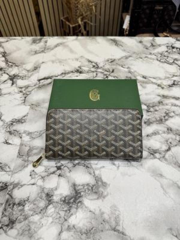Goyar D Matignon GM Signature Chevron Long Wallet With Box