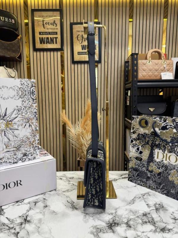 Christian Dior Montaign Oblique Shoulder Bag With Double Og Box And Dust Bag - Image 5
