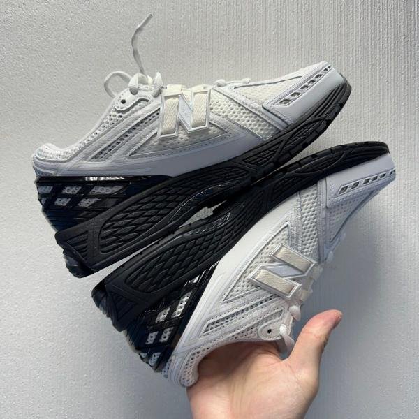 New Balance x Comme des Garons Homme 1906R sneakers Shoes Price in India - Buy at Bootery - Image 4