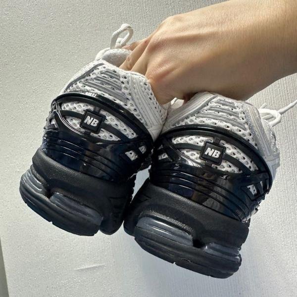 New Balance x Comme des Garons Homme 1906R sneakers Shoes Price in India - Buy at Bootery - Image 2