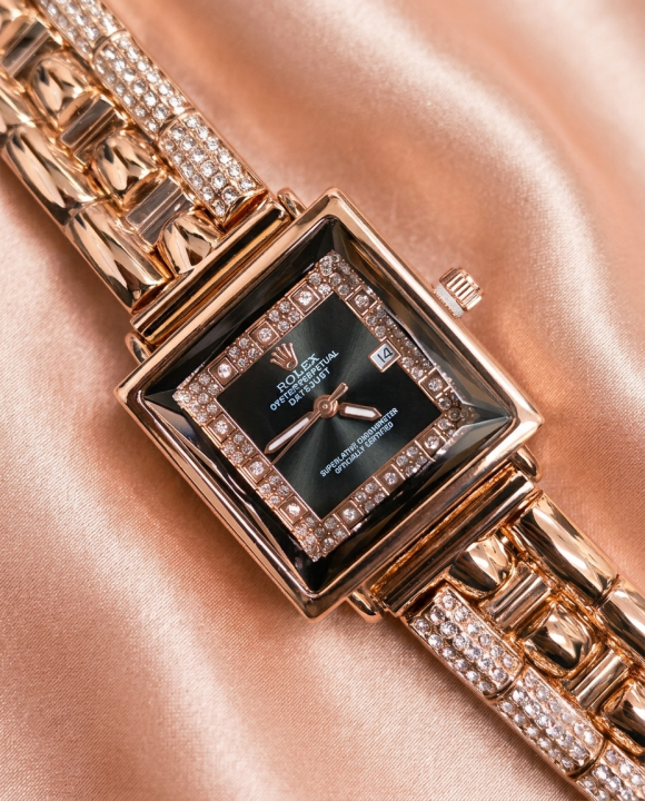Buy Rolex resembles a diamond Lady-Datejust Style 5 Watch Online in India - Bootery