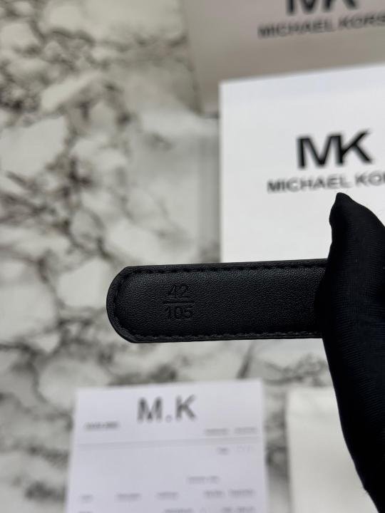Buy Michael Kors Round MK Logo Buckle Leather Belt With Box And Dust Bag Carry Bag Including Carry Bag Online in India - Bootery - Image 5