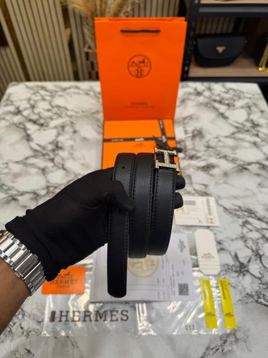 Hermes H-buckle Crystal Pave Leather Belt With Box And Dust Bag Including Carry Bag - Image 5