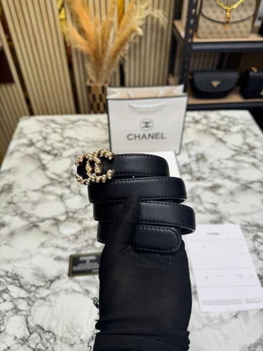 Chanel CC Pearl Buckle Belt With Box And Dust Bag Including Carry Bag - Image 3